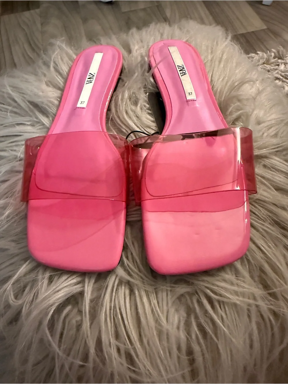 Zara Hot Pink Vinyl Slide Sandals - Picture 5 of 6